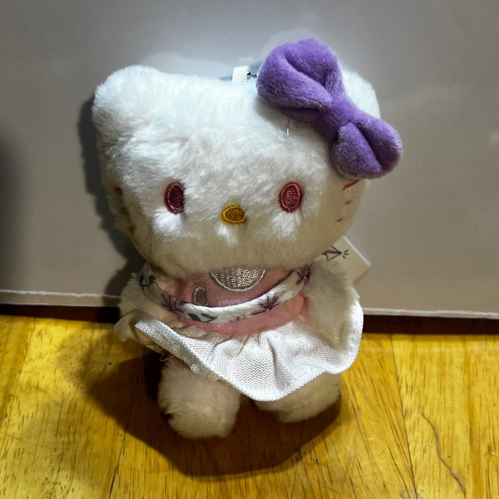 Sanrio Hello Kitty Plush White Pink Purple Bow Floral Sash Kawaii Mini Toy
